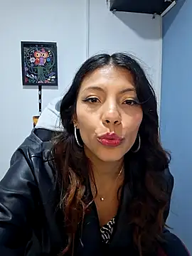 Snapshot of Selenakyle92_ chatting on 3, 12, 2024 Selenakyle92 online show from 3, 12, 2024