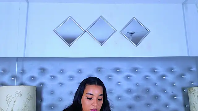 EileenBenzon online show from 15, 4, 2026