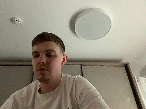 Snapshot of neilho1 chatting on 3, 3, 2025 neilho1 online show from 3, 3, 2025