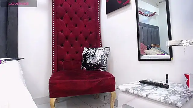 Snapshot of BiancaAntonelli chatting on 31, 12, 2024 BiancaAntonelli online show from 31, 12, 2024
