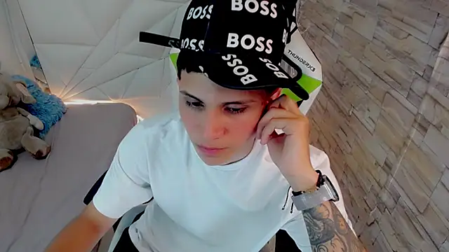 Brayan lopezz online show from 17, 3, 2025