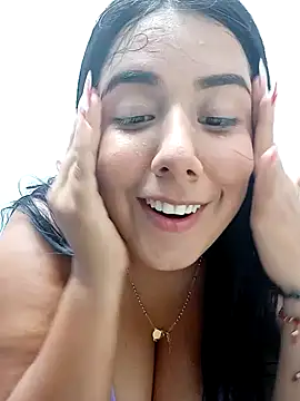 Snapshot of andreinabigtits chatting on 31, 12, 2024 andreinabigtits online show from 31, 12, 2024