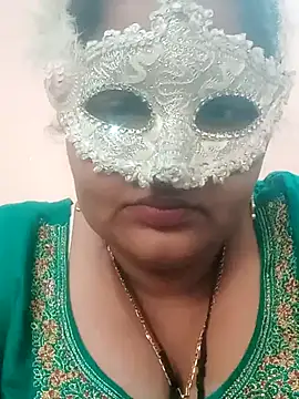 Snapshot of seemi_bhabhi chatting on 25, 2, 2025 seemi bhabhi online show from 25, 2, 2025