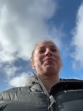 Snapshot of Hr_Frk_Olsen chatting on 15, 3, 2026 Hr Frk Olsen online show from 15, 3, 2026