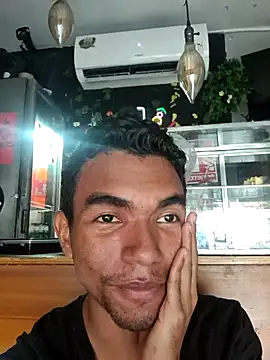 Reynold2608 online show from 8, 4, 2026