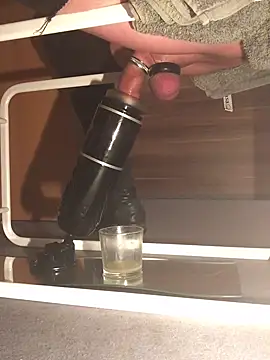 Snapshot of Inseminator69 chatting on 16, 12, 2024 Inseminator69 online show from 16, 12, 2024