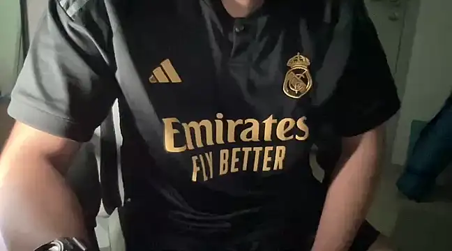 Snapshot of Chazklein chatting on 2, 1, 2025 Chazklein online show from 2, 1, 2025