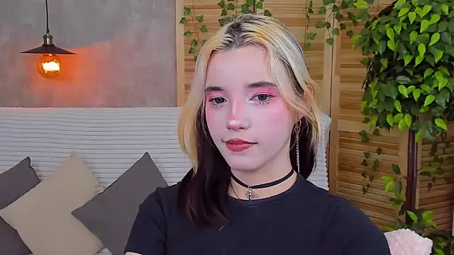 Snapshot of as1an_girlfriend chatting on 28, 1, 2025 as1an girlfriend online show from 28, 1, 2025