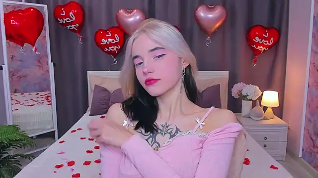 Snapshot of as1an_girlfriend chatting on 13, 2, 2025 as1an girlfriend online show from 13, 2, 2025