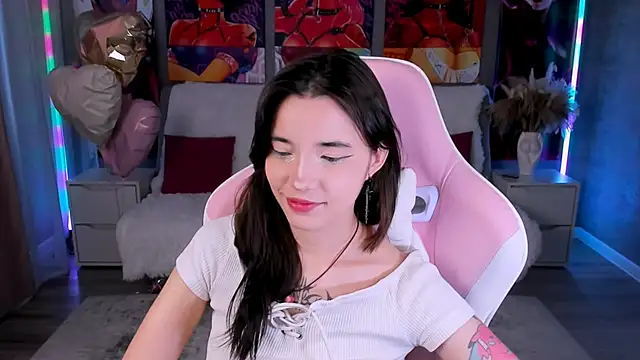 as1an girlfriend online show from 2, 4, 2026