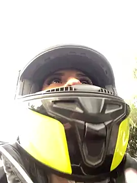 Hilary pinkk online show from 3, 2, 2025