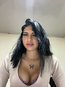 Hilary pinkk online show from 15, 3, 2025