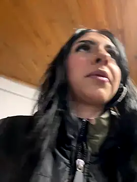 Hilary pinkk online show from 4, 10, 2025