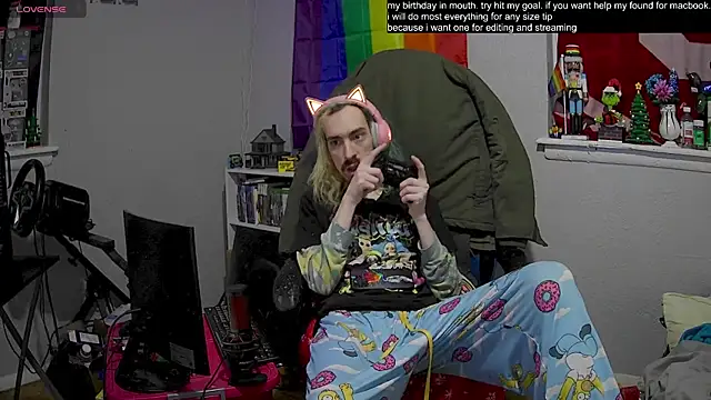 tallnerdyguy online show from 6, 2, 2025