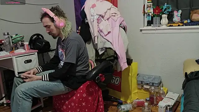 tallnerdyguy online show from 19, 2, 2026