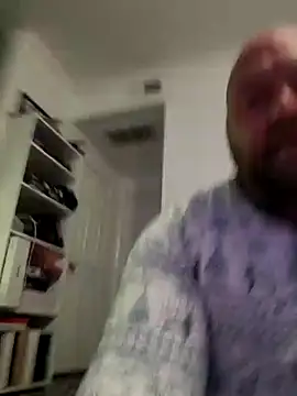 Strong Bear89 online show from 24, 12, 2024