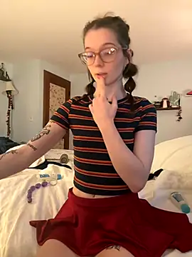 dreamteemergirl online show from 11, 10, 2025