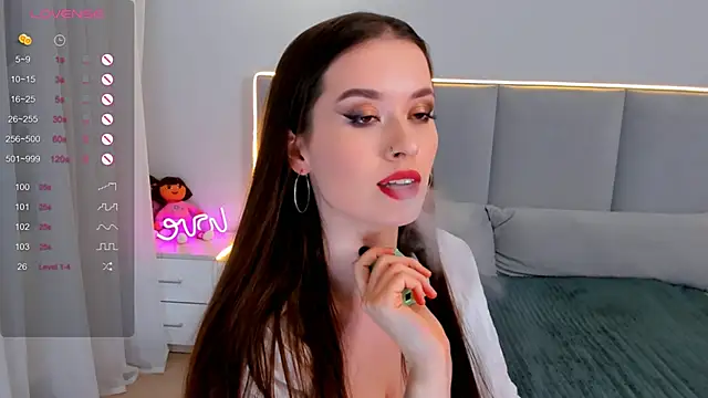Snapshot of Emeli_Love chatting on 25, 12, 2024 Emeli Love online show from 25, 12, 2024