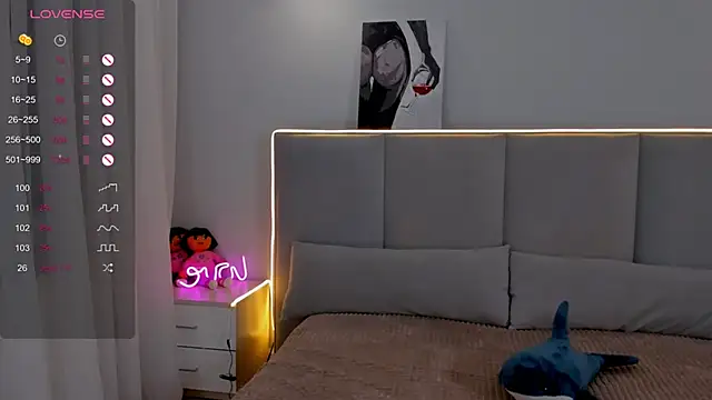 Snapshot of Emeli_Love chatting on 11, 2, 2025 Emeli Love online show from 11, 2, 2025