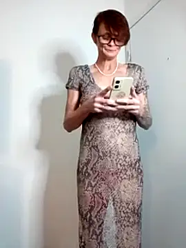 ivylee31 online show from 2, 1, 2025