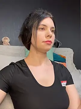Snapshot of CurlyLara chatting on 28, 1, 2025 CurlyLara online show from 28, 1, 2025