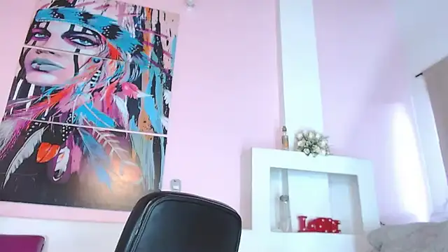 lunoxx  online show from 23, 2, 2025