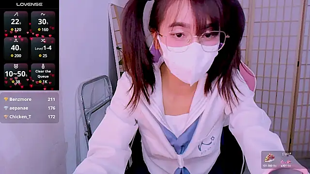 Snapshot of desiregirl69 chatting on 26, 2, 2025 desiregirl69 online show from 26, 2, 2025