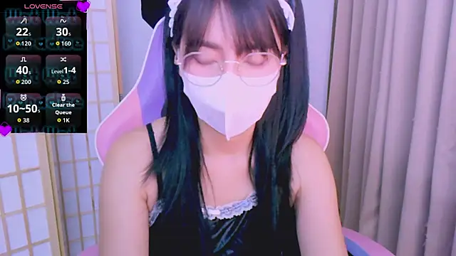 Snapshot of desiregirl69 chatting on 22, 10, 2025 desiregirl69 online show from 22, 10, 2025