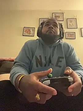 Pap1 Champo online show from 14, 11, 2025