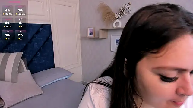 Charlotte Mayer online show from 7, 11, 2025