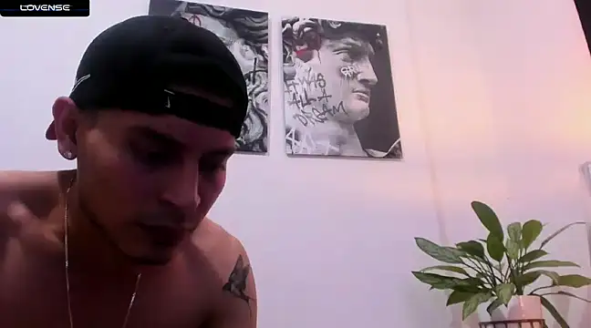 Snapshot of CruzVega chatting on 23, 1, 2025 CruzVega online show from 23, 1, 2025