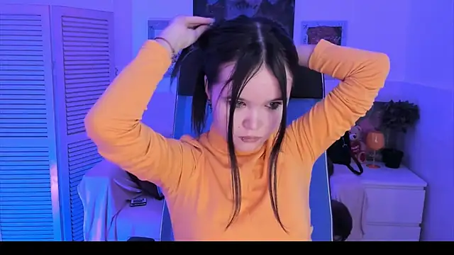 Elainebeness online show from 26, 10, 2025