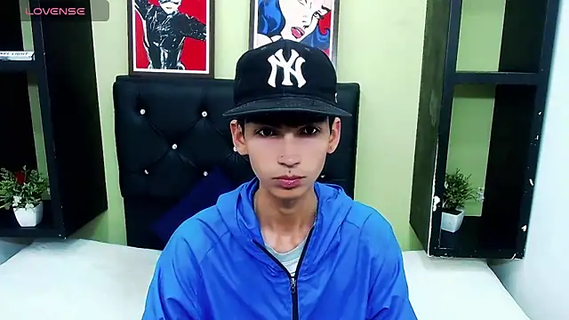 ttimy x boy online show from 17, 1, 2025