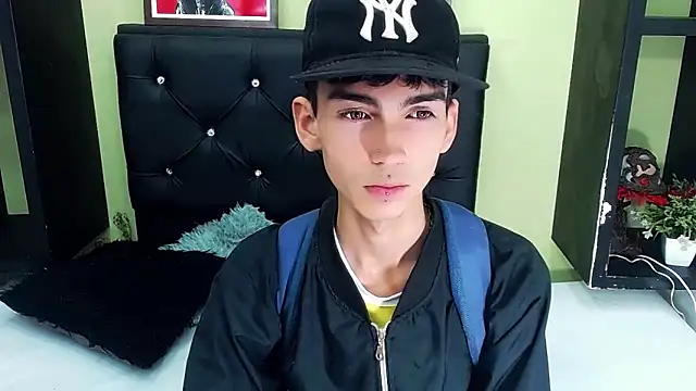 ttimy x boy online show from 4, 3, 2025