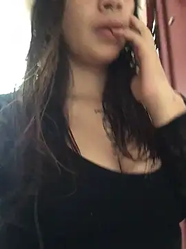 Snapshot of Miss_oliviaa chatting on 18, 12, 2024 Miss oliviaa online show from 18, 12, 2024