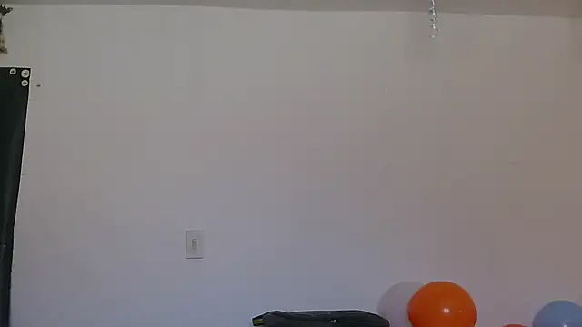 Snapshot of Miss_oliviaa chatting on 22, 12, 2024 Miss oliviaa online show from 22, 12, 2024