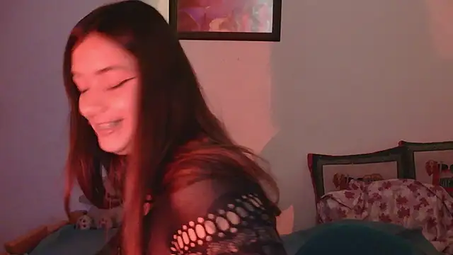 Snapshot of Miss_oliviaa chatting on 20, 3, 2025 Miss oliviaa online show from 20, 3, 2025