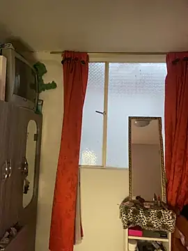 Miss oliviaa online show from 12, 3, 2026