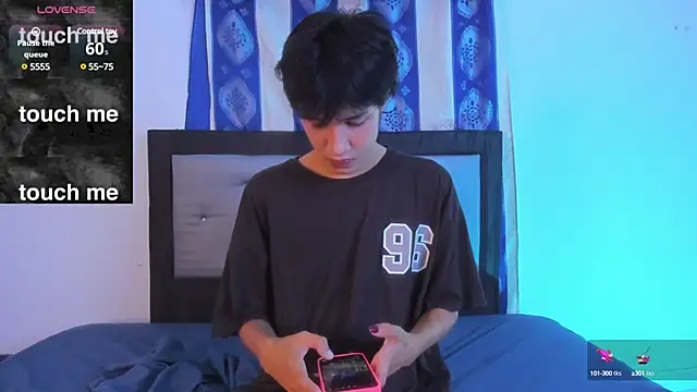 Snapshot of Johhan__Lee chatting on 15, 12, 2024 Johhan Lee online show from 15, 12, 2024