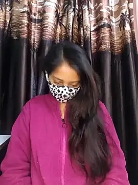 Snapshot of bigtitsqueen chatting on 15, 1, 2025 bigtitsqueen online show from 15, 1, 2025