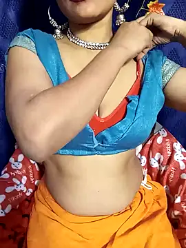 Stripy Doll online show from 26, 1, 2025