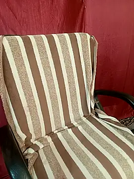 Stripy Doll online show from 25, 9, 2025