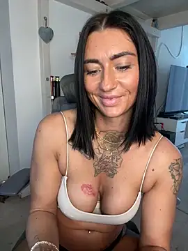 IntiMia online show from 4, 3, 2026