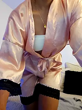 VictoriaEvaans  online show from 10, 1, 2026