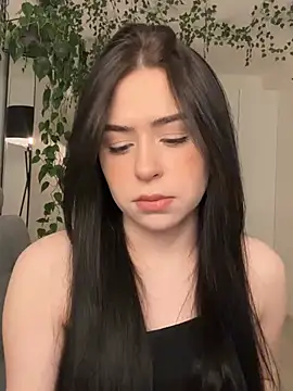  SweetCandyy online show from 17, 3, 2025