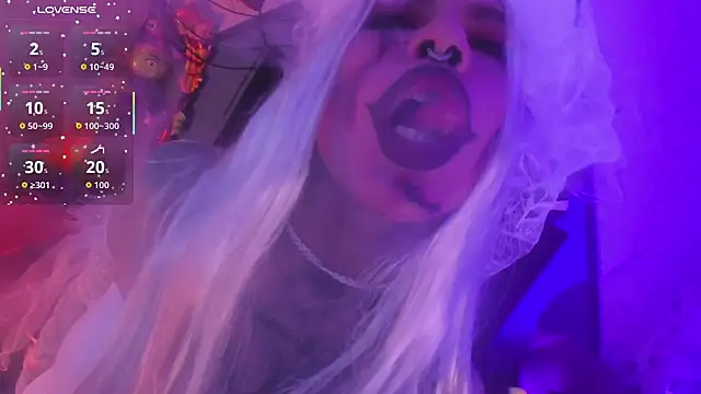 delilah fix online show from 31, 10, 2025