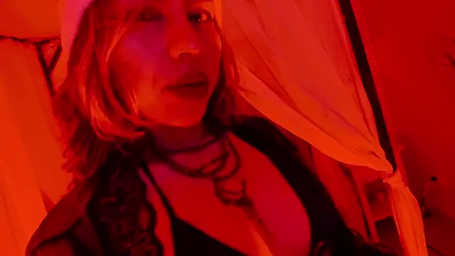 delilah fix online show from 19, 12, 2025