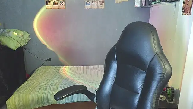 Snapshot of kairozz chatting on 8, 3, 2025 kairozz online show from 8, 3, 2025