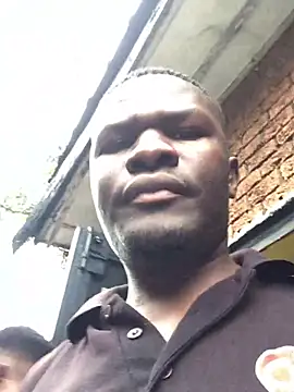 Snapshot of HutchMansell chatting on 18, 12, 2024 HutchMansell online show from 18, 12, 2024