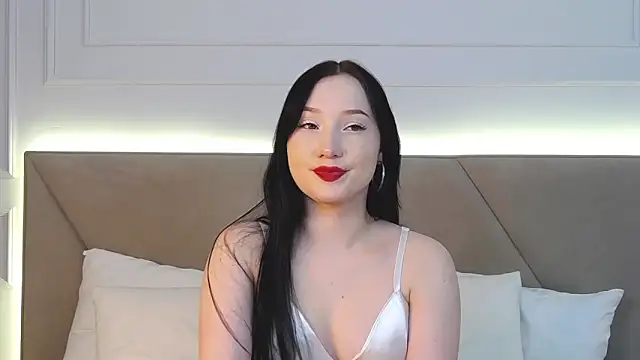 LeilaLow online show from 17, 3, 2025